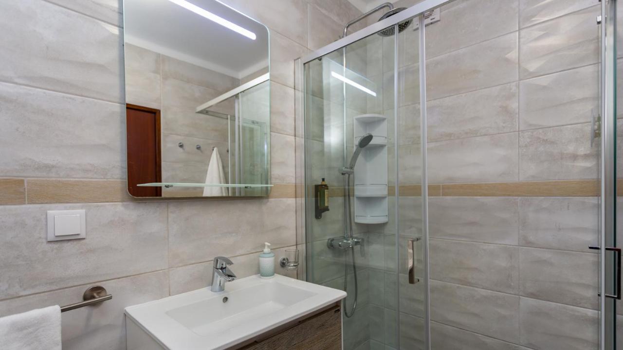 Comfort 1Bdr Apartment W/Pool By Lovelystay Portimão Exterior photo