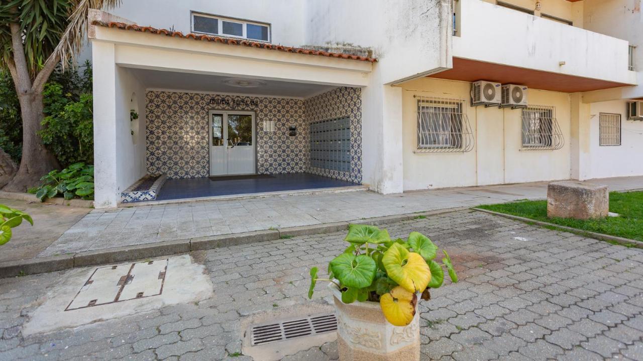 Comfort 1Bdr Apartment W/Pool By Lovelystay Portimão Exterior photo